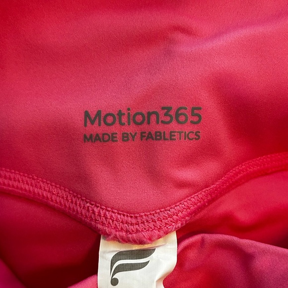 NWOT Fabletics Motion 365 Running Short sz XS - Picture 5 of 7